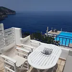 Kapetaniou * Limniónas