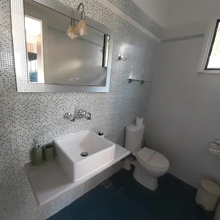 Kapetaniou Διαμέρισμα *