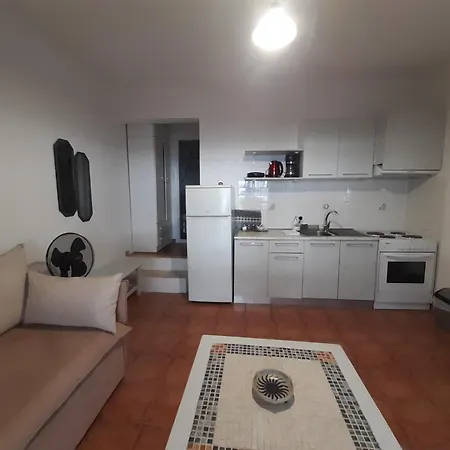 公寓 Kapetaniou Limniónas