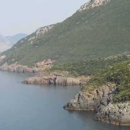 Kapetaniou * Λιμνιώνας