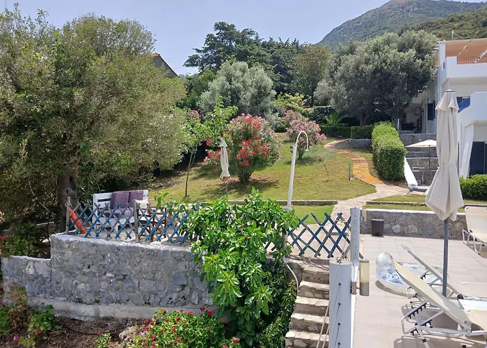 Apartment Kapetaniou